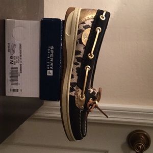 Sherry Top-Sider Women’s SZ 6M Shoes